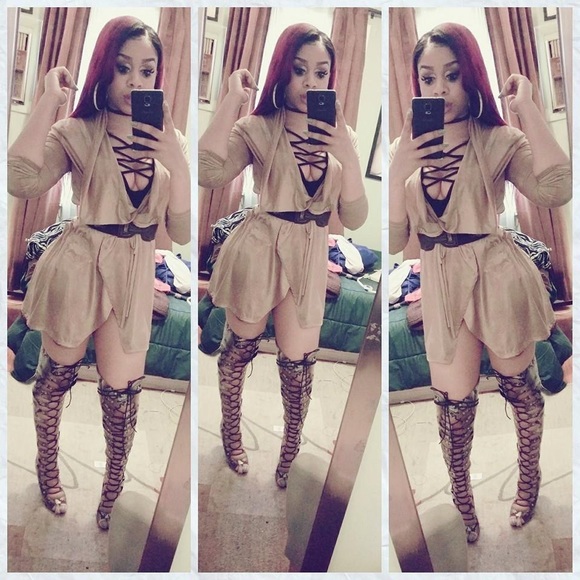 Snake skin thigh high heels - Picture 5 of 5